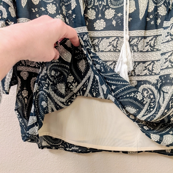 Stitch Fix- Skies Are Blue Boho Bell Sleev… - Picture 4 of 6